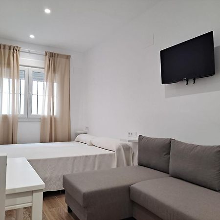 Apartamentos Caballo Rojo Коніль-де-ла-Фронтера Екстер'єр фото
