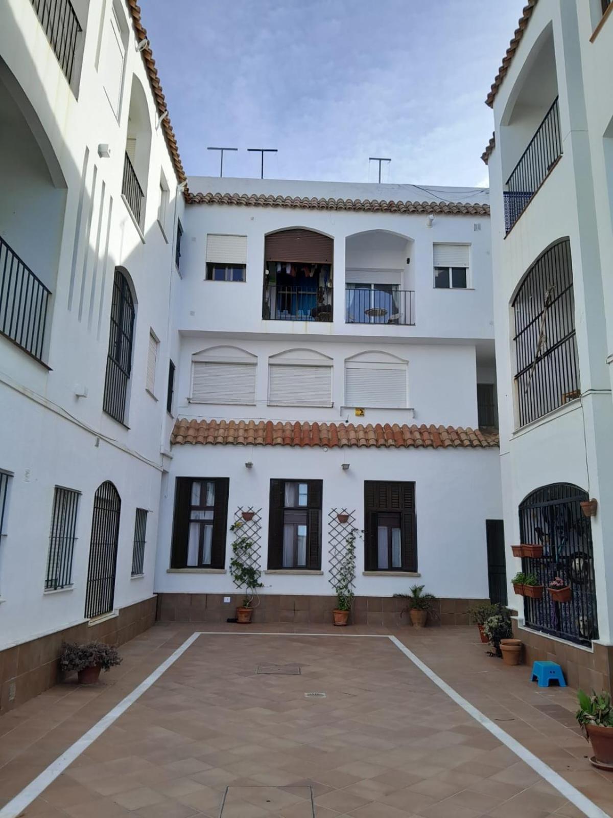 Apartamentos Caballo Rojo Коніль-де-ла-Фронтера Екстер'єр фото